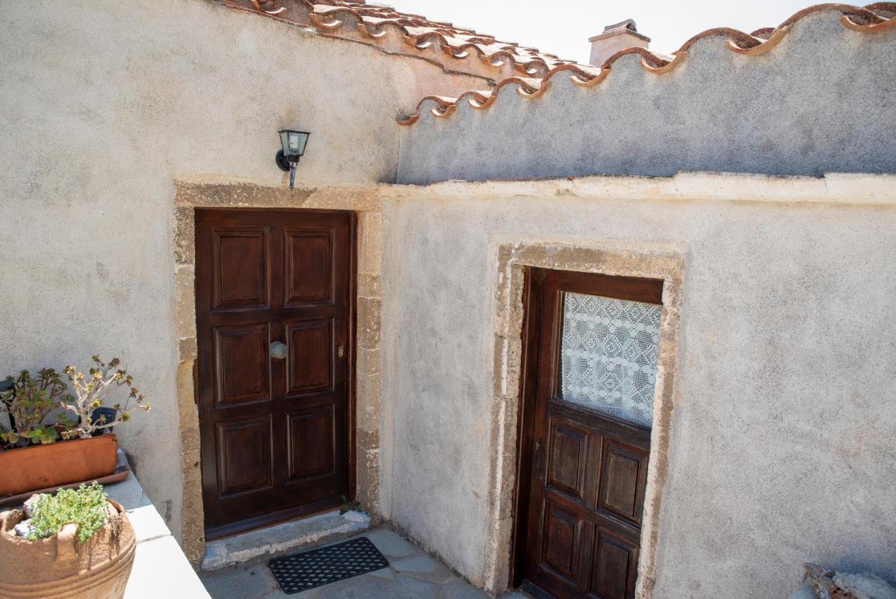 Goulas Traditional Guesthouse Monemvasía Eksteriør bilde