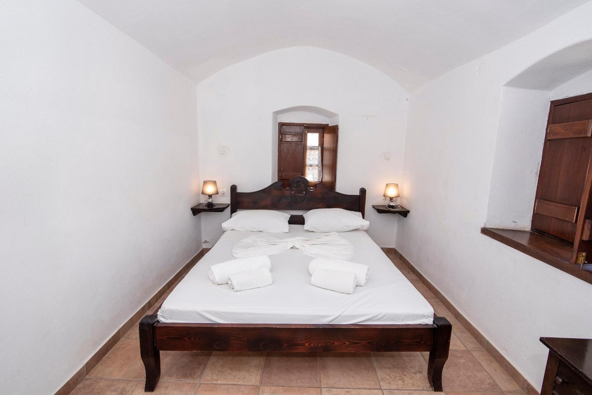 Goulas Traditional Guesthouse Monemvasía Eksteriør bilde