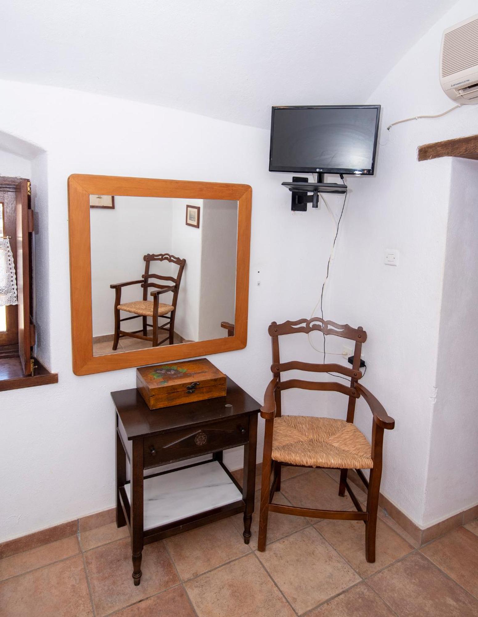 Goulas Traditional Guesthouse Monemvasía Eksteriør bilde