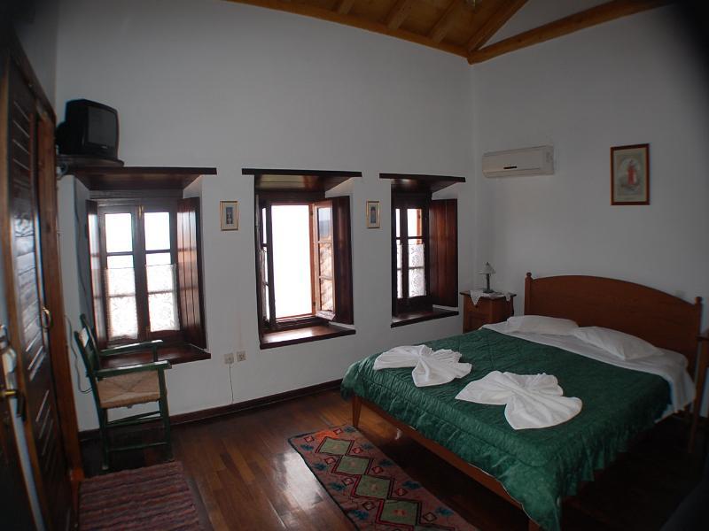 Goulas Traditional Guesthouse Monemvasía Eksteriør bilde
