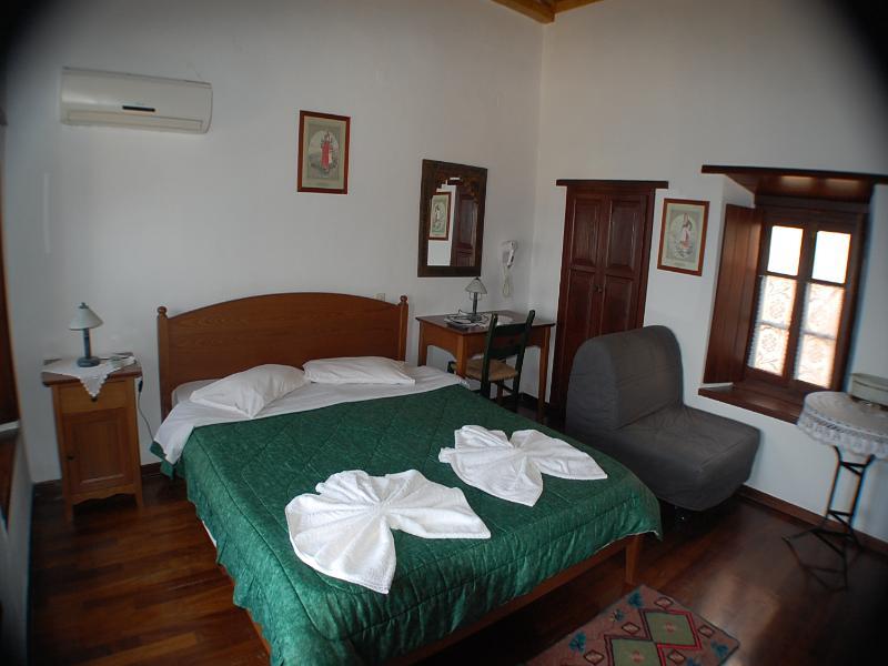 Goulas Traditional Guesthouse Monemvasía Eksteriør bilde